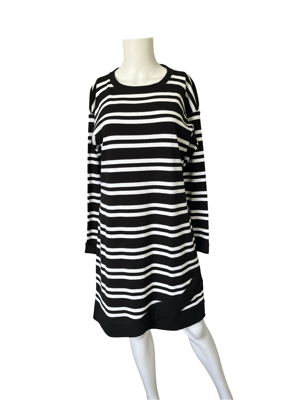 Talbots Long Sleeve Dress Black White Stripes Knit Womens Size Medium Petite